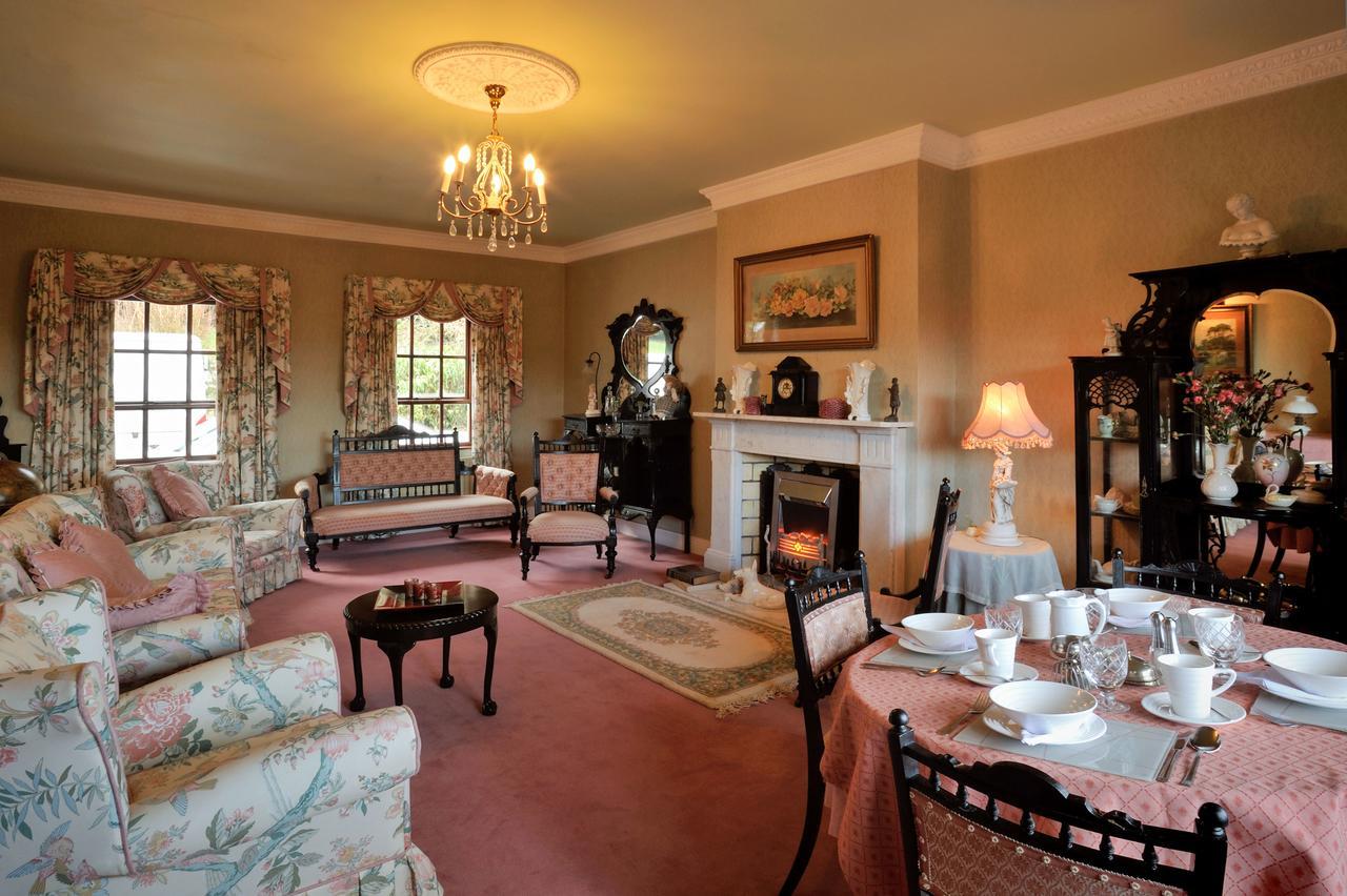 Pinewood Lodge Guest House Omagh Extérieur photo